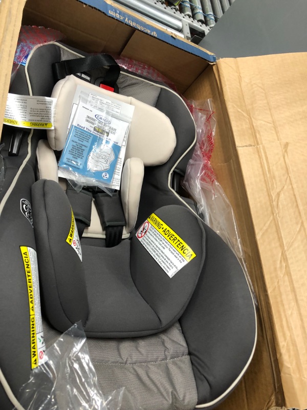 Photo 2 of Graco SnugRide SnugLock 35 Elite Infant Car Seat, Baby Car Seat, Oakley
