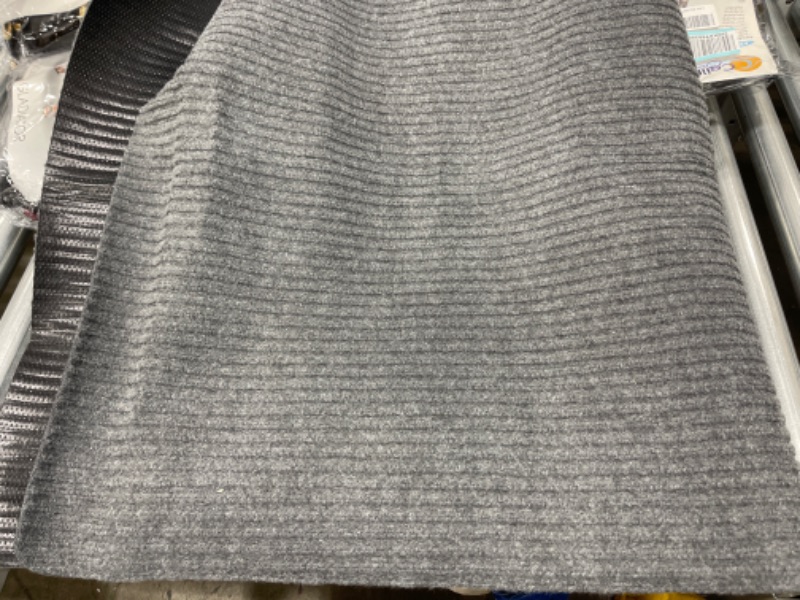 Photo 1 of  31"x58" rug gray