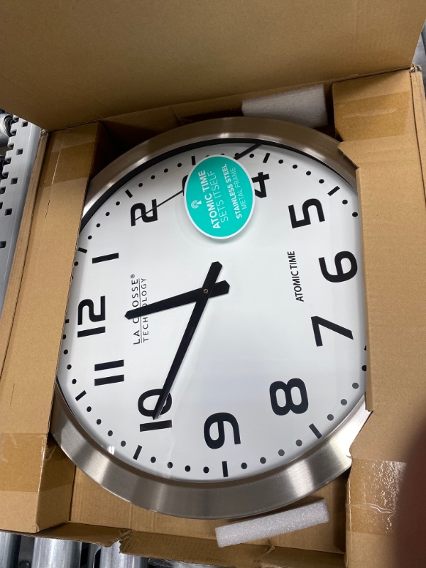 Photo 1 of La Crosse Technology Analog Atomic Round Wall Clock