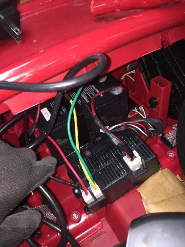 Photo 1 of *USED*
*MISSING manual and hardware* 
Radio Flyer Ultimate Go-Kart, 24 Volt Outdoor Ride On Toy | Ages 3-8 | 940Z Model , Red
