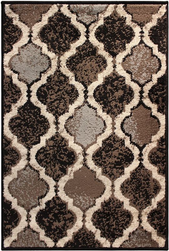 Photo 1 of **BLINDS/RUG COMBO**

SUPERIOR Viking Modern Geometric Trellis Polypropylene Indoor Area Rug with Jute Backing, 2' X 3', Chocolate
Item Shape:Rectangular
Color:A Chocolate
Size:2 ft. x 3 ft.
Achim Home Furnishings MSG230BK06 Cordless GII Morningstar 1" Li