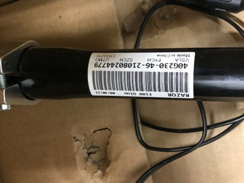 Photo 4 of ***PARTS ONLY*** Razor E100 Electric Scooter
