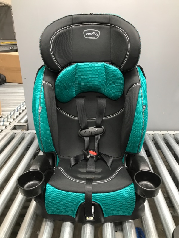 Photo 2 of CHASE 2-IN-1 BOOSTER CAR SEAT
