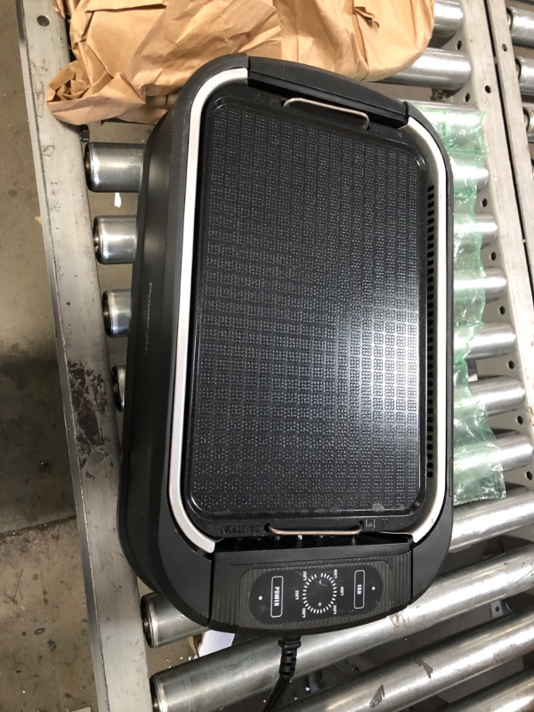 Photo 5 of (DOES NOT FUNCTION) Power XL Smokeless Electric Indoor Removable Grill and Griddle Plates, Nonstick Cooking Surfaces, Glass Lid, 1500 Watt, 21X 15.4X 8.1, black
