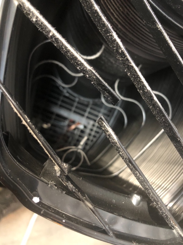 Photo 1 of (EXHAUST DOES NOT IMMEDIATELY POWER ON; CRACKED UPPER FRAME; MISSING ATTACHMENTS/REMOTE)
Midea Duo 12,000 BTU(10,000 BTU SACC)Ultra Quiet Smart HE Inverter Portable Air Conditioner