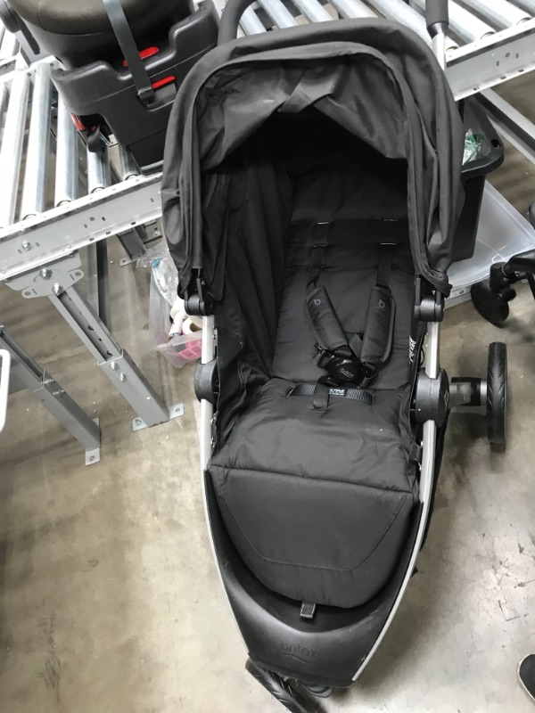 Photo 6 of Britax B-Free & B-Safe Gen2 Flexfit Travel System, Midnight
