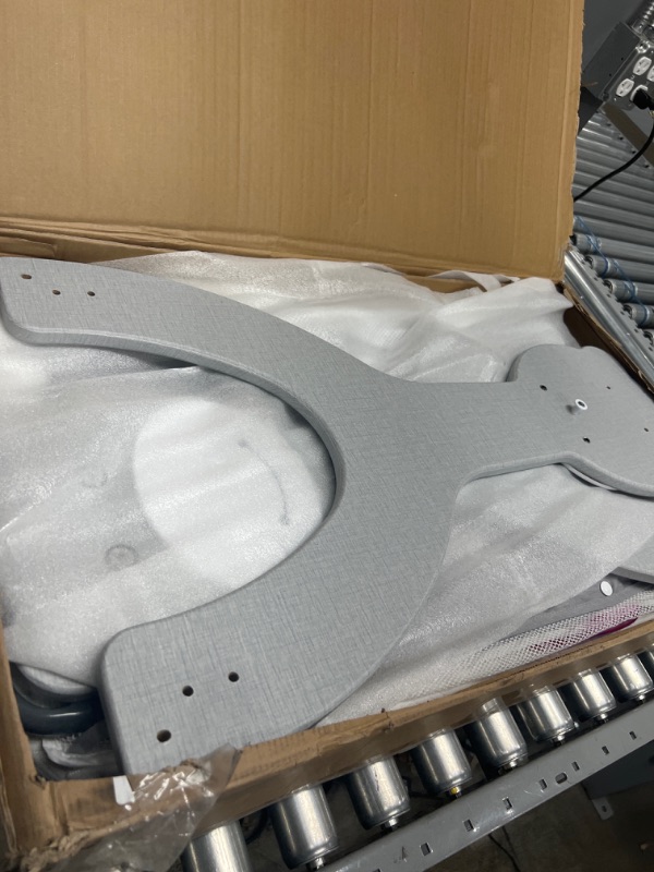 Photo 1 of Dream on Me Cub Portable Bassinet in Grey