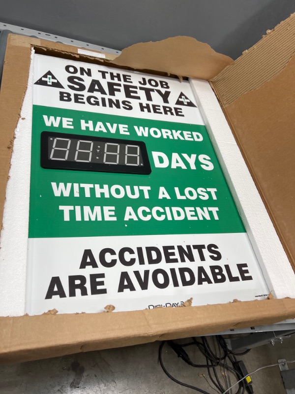 Photo 2 of SCK115 Aluminum Digi-Day Electronic Scoreboard, "ON THE JOB SAFETY BEGINS HERE - WE HAVE WORKED #### DAYS WITHOUT A LOST TIME ACCIDENT - ACCIDENTS ARE AVOIDABLE"