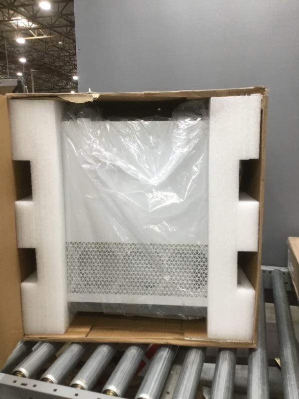 Photo 1 of Corsair 5000D Airflow Tempered Glass Mid-Tower ATX PC Case - White