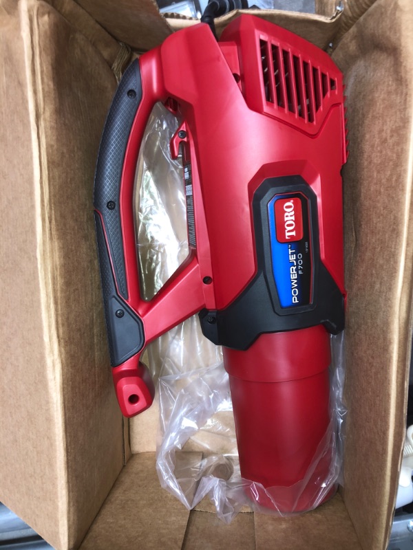 Photo 6 of Toro PowerJet F700 140 Mph 725 CFM Electric Handheld Leaf Blower
