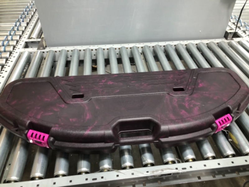 Photo 4 of Plano Fusion Bow Case Black/Magenta