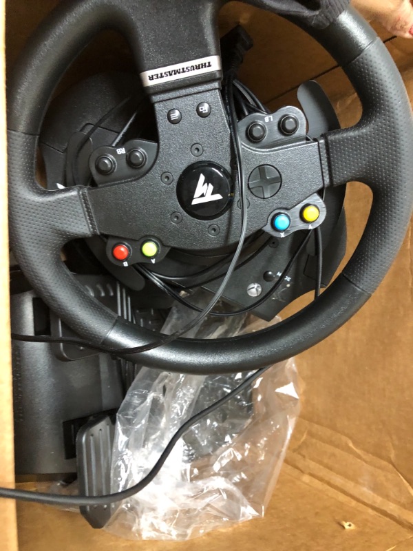 Photo 4 of Thrustmaster TMX Force Feedback Racing Wheel (Xbox Series X/S,One,PC)