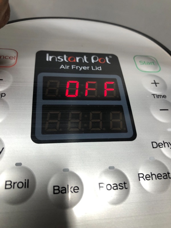 Photo 1 of Instant Pot 6 Quart Air Fryer Lid