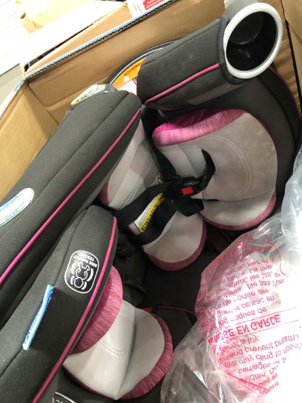 Photo 2 of ***USED***
**MANUFACTURE DATE: 05/05/2021** Graco SlimFit 3 in 1 Car Seat, Slim & Comfy Design Saves Space in Your Back Seat, Annabelle
