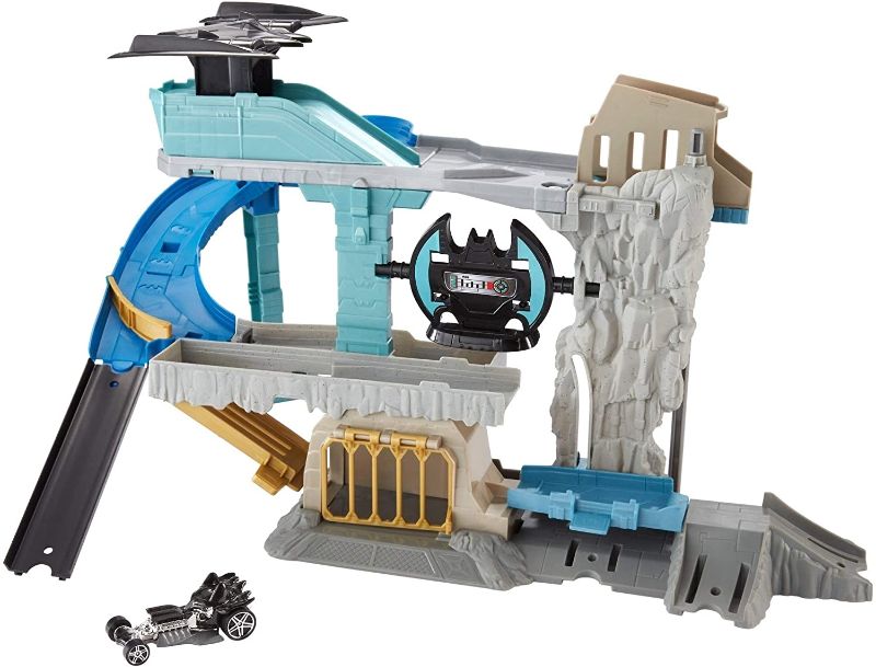 Photo 1 of Hot Wheels and DC Universe Team Up to Fight Crime with the Ultimate Batcave Playset! [Amazon Exclusive]
