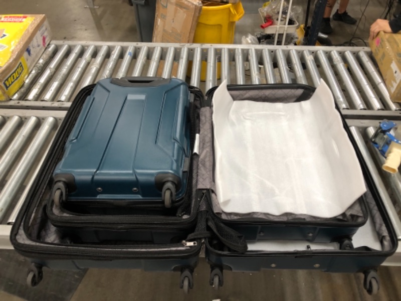 Photo 1 of USED: Samsonite Centric Hardside Expandable Luggage with Spinner Wheels, Teal, 3-Piece Set (20/24/28)
