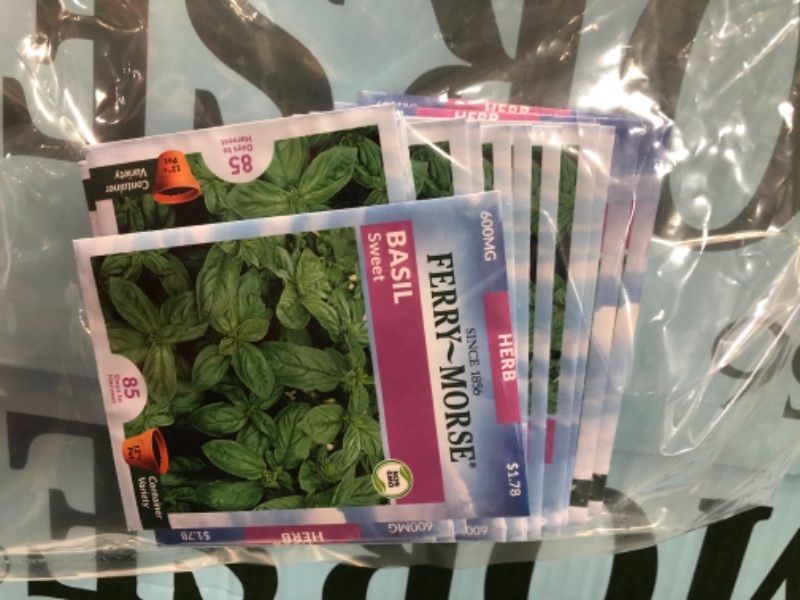 Photo 1 of 15 PACK: Ferry-Morse
Sweet Basil Seeds