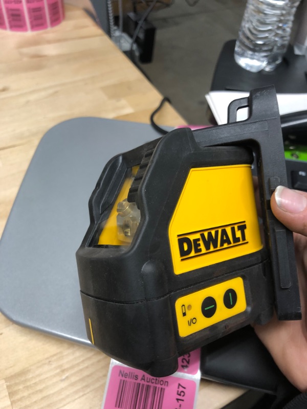 Photo 1 of 165 ft. Green Self-Leveling Cross Line Laser Level with (3) AAA Batteries & Case
