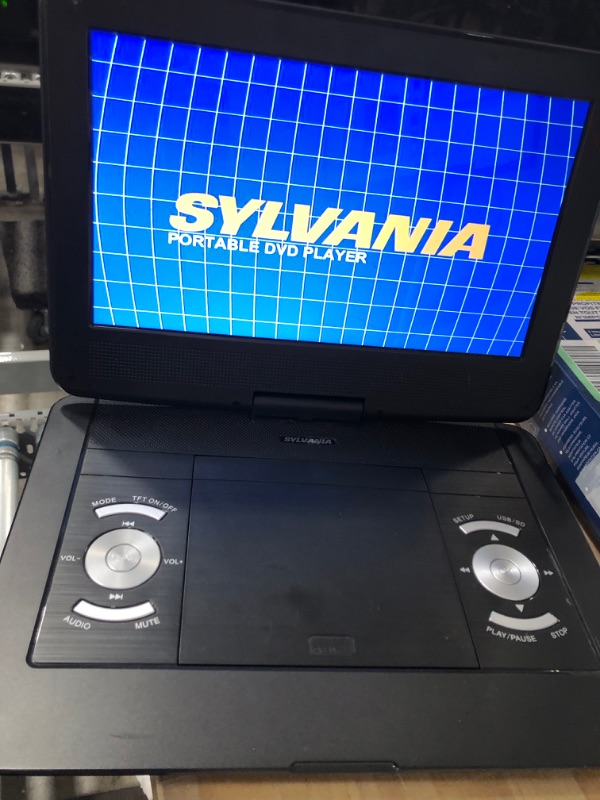 Photo 4 of Sylvania 13.3" Swivel Portable Dvd
