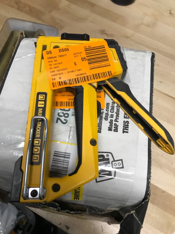 Photo 2 of 
DEWALT
5 in 1 Multi-Tacker Stapler and Brad Nailer Multi-Tool