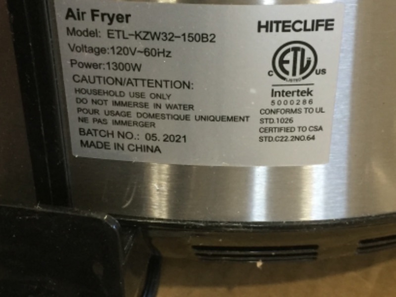 Photo 3 of ***PARTS ONLY*** TURNS ON*** MAJOR DAMAGE***
hiteclife air fryer ETL-KZW32-150B2