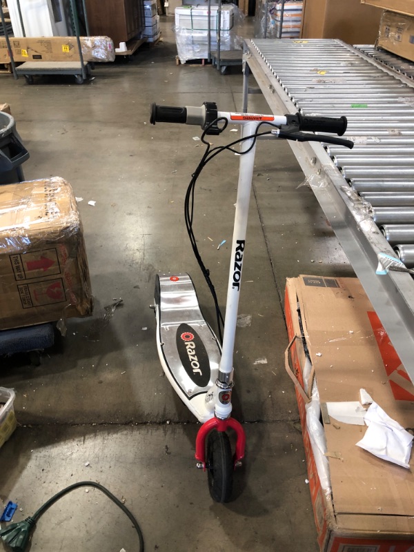 Photo 2 of ***TESTED WORKS*** Razor E200 Electric Scooter
