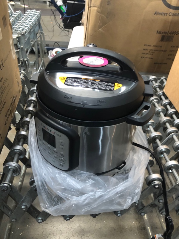 Photo 2 of *SEE last pictures for damage*
Instant Pot Duo Crisp 11-in-1 Electric Pressure Cooker with Air Fryer Lid, 6 Quart Stainless Steel/Black
