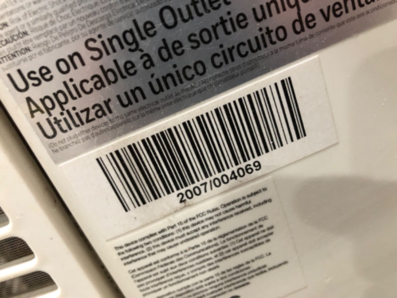 Photo 4 of (NON-FUNCTIONAL EXHAUST; MISSING ALL ATTACHMENTS/REMOTE)
Honeywell 15,000 BTU Portable Air Conditioner with Dehumidifier & Fan Cools Rooms Up To 775 Sq. Ft. with Remote Control, HJ5CESWK0, White/Black
