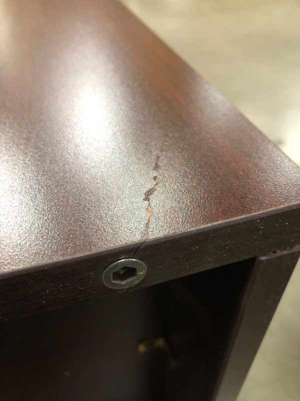 Photo 1 of (CRACKED THROUGH MIDDLE DRAWER; CRACKED BOTTOM CORNER)
Lorell Essentials Hanging Fixed Pedestals
