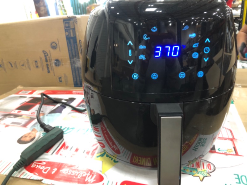 Photo 3 of (SCRATCHED FRONT)
GoWISE USA 8-in-1 Digital Air Fryer