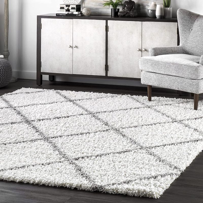Photo 1 of ***FACTORY PACKAGED *** nuLOOM Tess Cozy Soft & Plush Modern Area Rug, 5' 3" x 7' 6", White
