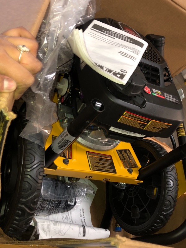 Photo 3 of DEWALT 3300 PSI 2.4 GPM Gas Cold Water Pressure Washer with HONDA GCV200 Engine