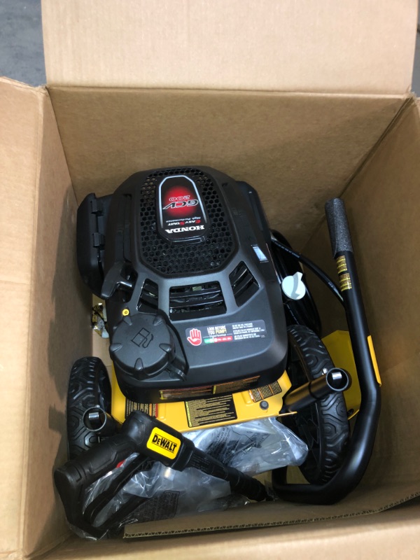 Photo 7 of DEWALT 3300 PSI 2.4 GPM Gas Cold Water Pressure Washer with HONDA GCV200 Engine