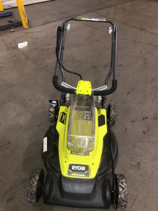 Photo 3 of RYOBI Push Lawn Mower Walk Behind 40V 18 in 2-in-1 Cordless Battery Charger
