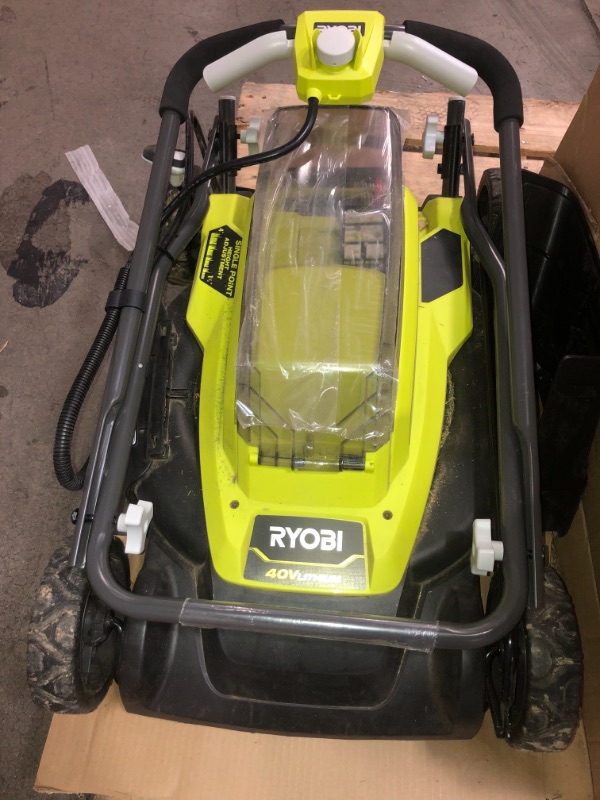 Photo 7 of RYOBI Push Lawn Mower Walk Behind 40V 18 in 2-in-1 Cordless Battery Charger
