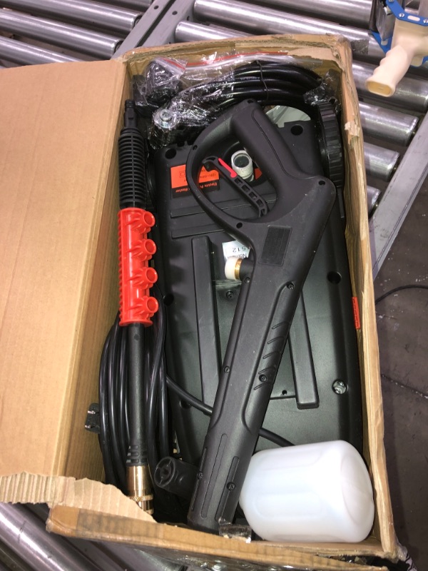 Photo 4 of DuRyte Electric Pressure Washer 3500 PSI / 2.8 GPM 1600W Power Washer with 4 Nozzles, Foam Cannon for Cleaning Cars, Driveways, Garden Orange
