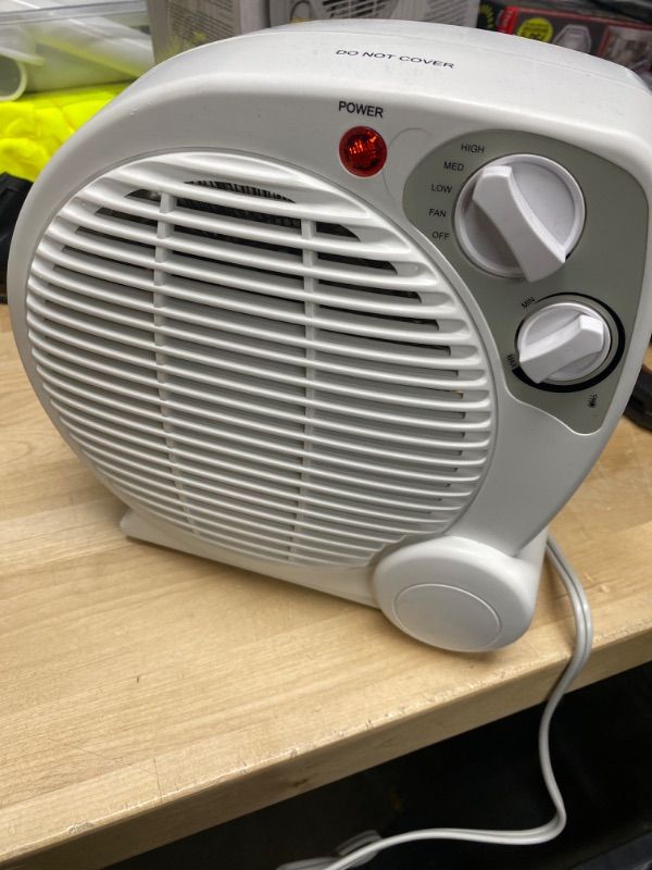 Photo 1 of 1500-Watt Electric Fan Forced Portable Heater
