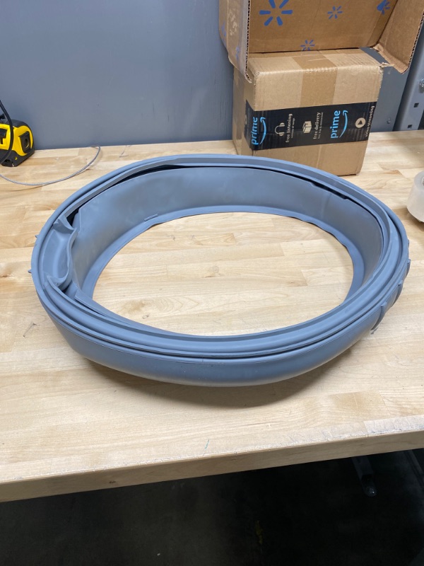 Photo 1 of 19" RUBBER SEAL 