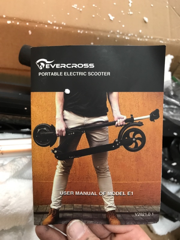 Photo 3 of PARTS ONLY*NOT FUNCTIONAL**
Evercross E1 Electric Scooter
