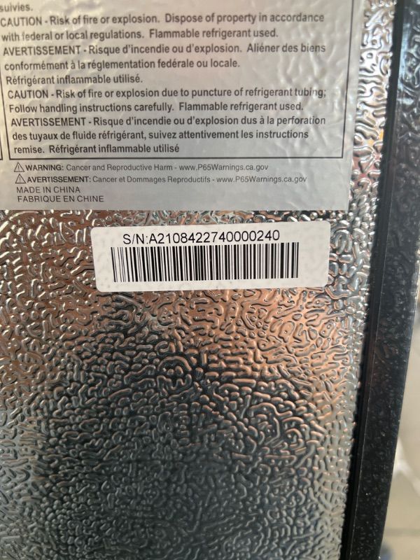 Photo 6 of parts only ** Frigidaire EFR751, 2 Door Apartment Size Refrigerator with Freezer, 7.2 cu ft, Platinum Series, Stainless Steel, 7.5 
22.4 x 21.5 x 55.5 inches

