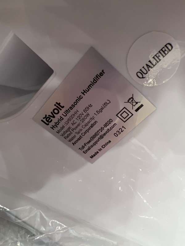 Photo 1 of LEVOIT Humidifiers for Bedroom Large Room 6L Warm and Cool Mist for Families Plants with Built-in Humidity Sensor, Essential Oil, Air Vaporizer with Remote Control, Timer Setting, White