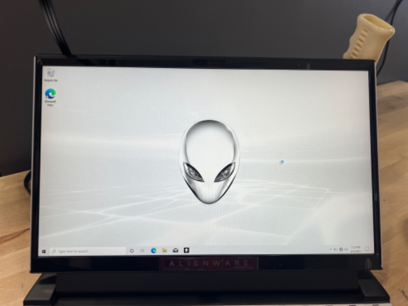 Photo 3 of Alienware m15 R4 Gaming Laptop, 15.6 inch Full HD (FHD) - Intel Core i7-10870H, 16GB DDR4 RAM, 512GB SSD, NVIDIA GeForce RTX 3060 6GB GDDR6, Windows 10 Home - Lunar Light (Latest Model)