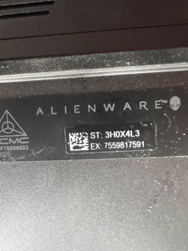 Photo 4 of Alienware M15 R6 Gaming Laptop, 15.6 inch QHD 240Hz Display, Intel Core i7-11800H, 32GB DDR4 RAM, 1TB SSD, NVIDIA GeForce RTX 3080 8GB GDDR6, Windows 11 Home, Dark Side of The Moon