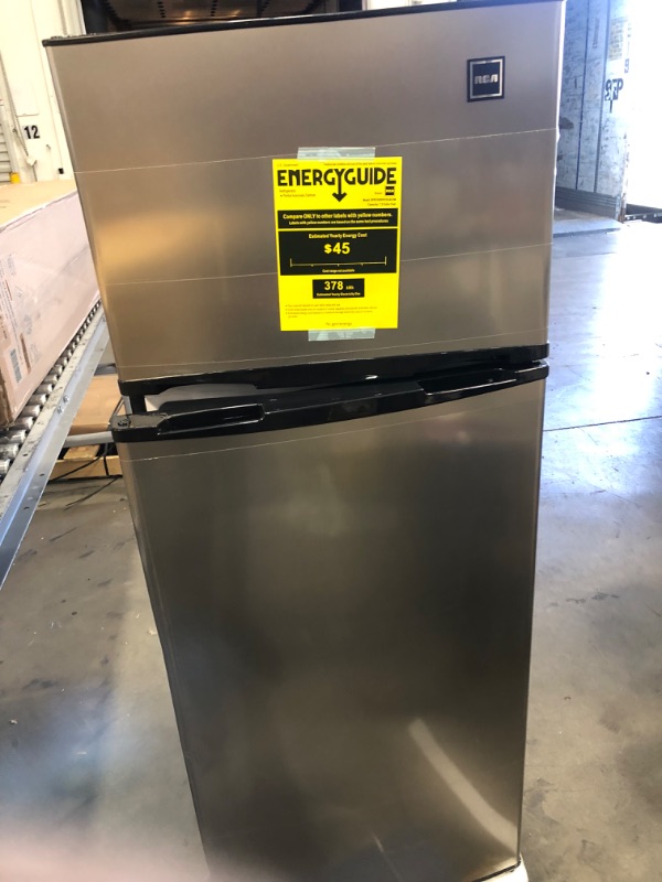 Photo 1 of RCA 7.2 Cu. Ft. Top Freezer Refrigerator in Platinum
