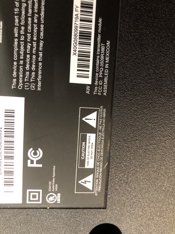 Photo 5 of INCOMPLETE VIZIO 58-Inch V-Series 4K UHD LED HDR Smart TV with Apple AirPlay and Chromecast Built-in, Dolby Vision, HDR10+, HDMI 2.1, Auto Game Mode and Low Latency Gaming, V585-J01, 2021 Model
**MISSING 1 LEG STAND AND REMOTE**
