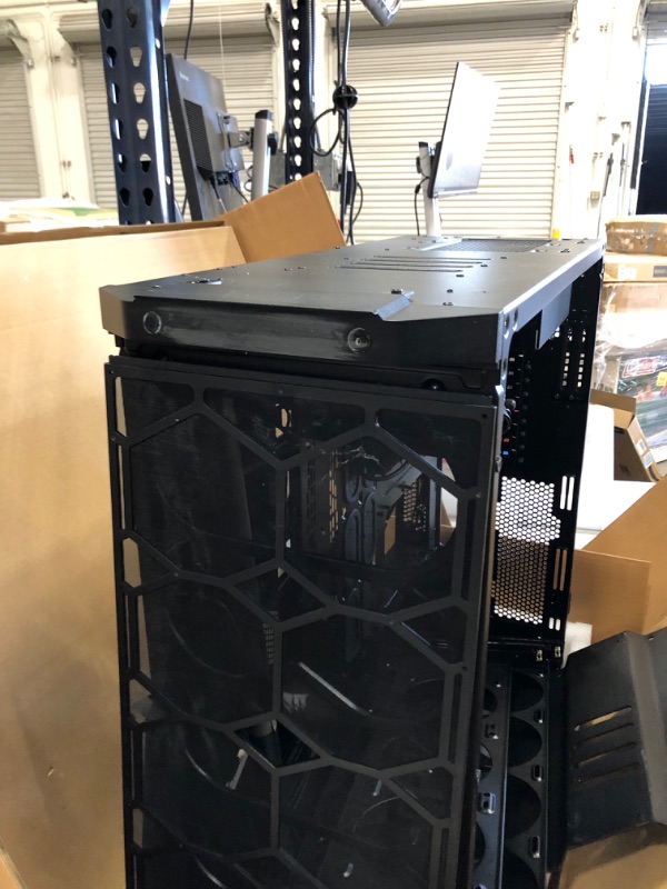 Photo 7 of Corsair Obsidian Series 1000D Super-Tower Case, Smoked Tempered Glass, Aluminum Trim, Integrated Commander PRO fan and lighting controller
