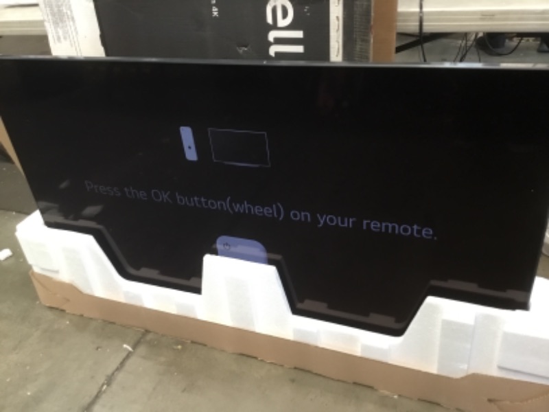 Photo 2 of LG NanoCell 80 Series 55” Alexa Built-in 4k Smart TV (3840 x 2160), Refresh Rate 60Hz, AI-Powered 4K Ultra HD (55NANO80UPA, 2021)
