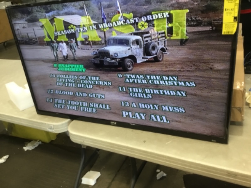 Photo 1 of MISSING LEGS,  Premium 40" 1080p LED TV, Multimedia Disc Player, Ultra HD TV, LED Hi-Res Widescreen Monitor