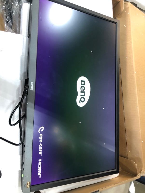 Photo 1 of BenQ EL2870b 28" 4K UHD Monitor for Gaming 1ms Response Time? FreeSync? HDR?Eye-Care tech?B.I.tech
