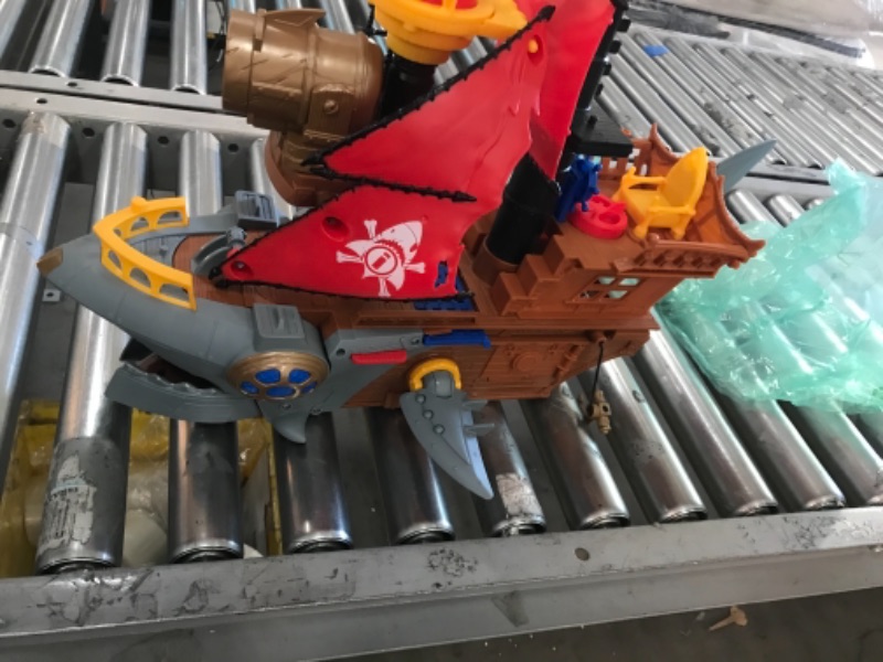 Photo 3 of Fisher-Price Imaginext Shark Bite Pirate Ship, Playset with Pirate Figures and Accessories for Preschool Kids Ages 3 to 8 Years
*** MISSING COMPONENTS***